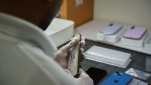What Is a Refurbished Phone?